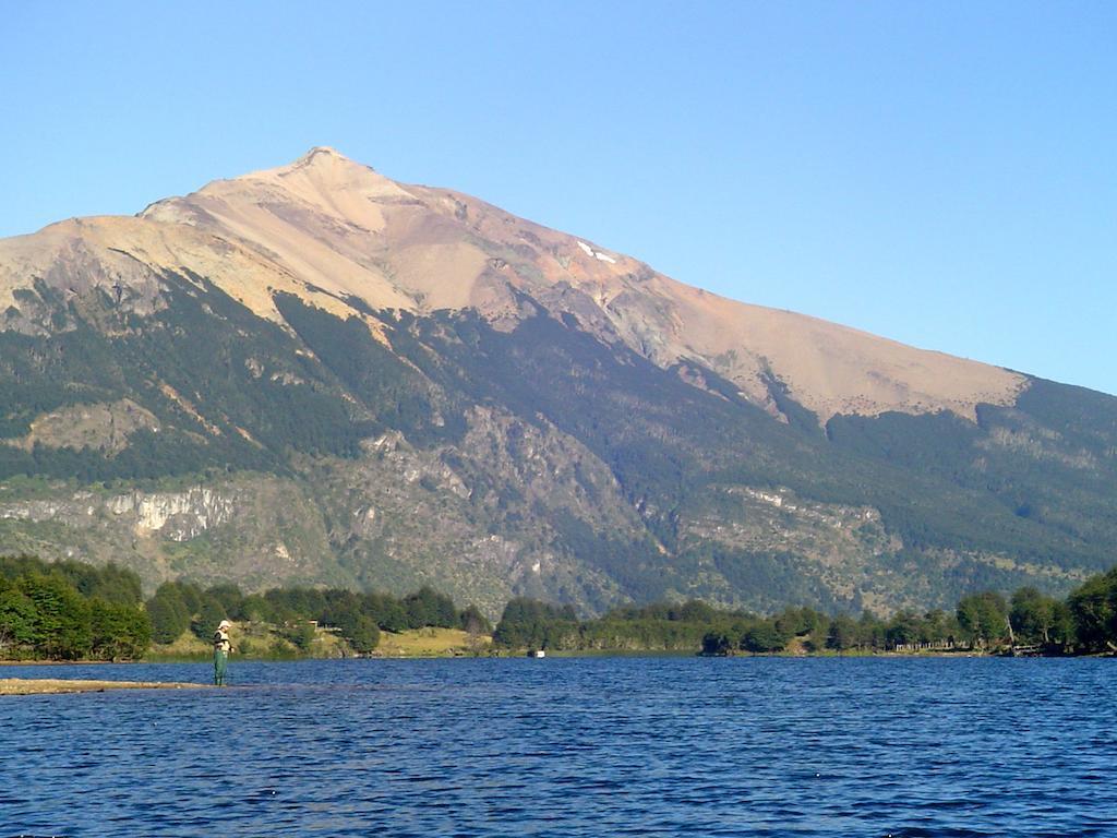Lodge De Montana Lago Monreal เอลบลังโก ภายนอก รูปภาพ