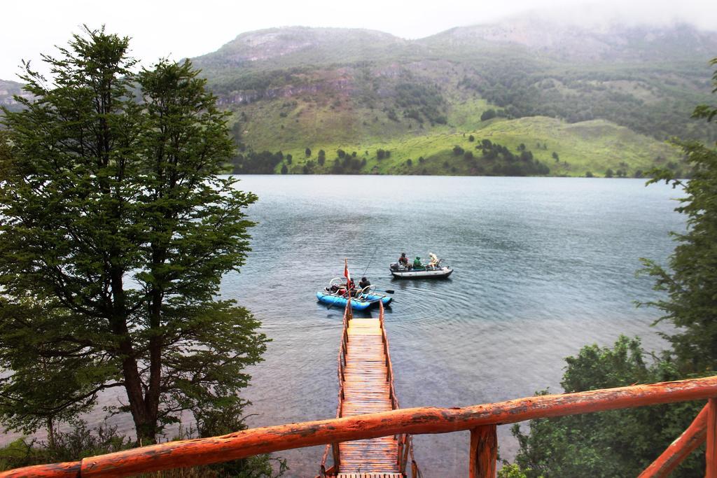 Lodge De Montana Lago Monreal เอลบลังโก ภายนอก รูปภาพ